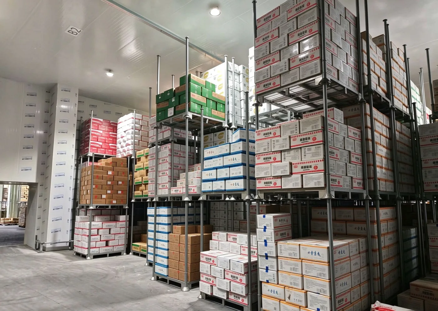 鲜美家恒温库分类存储实景